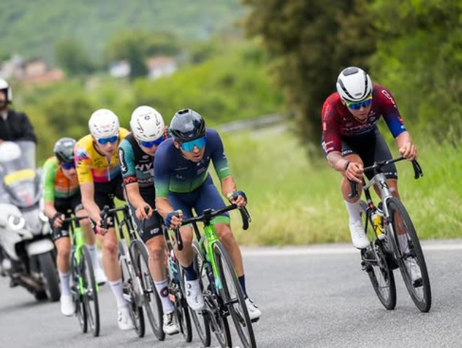 Double Puncture Costs Hopkins on Guadeloupe Stage 6