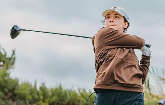 Happy Valley Individual Mosquera in Contention after Opening 74